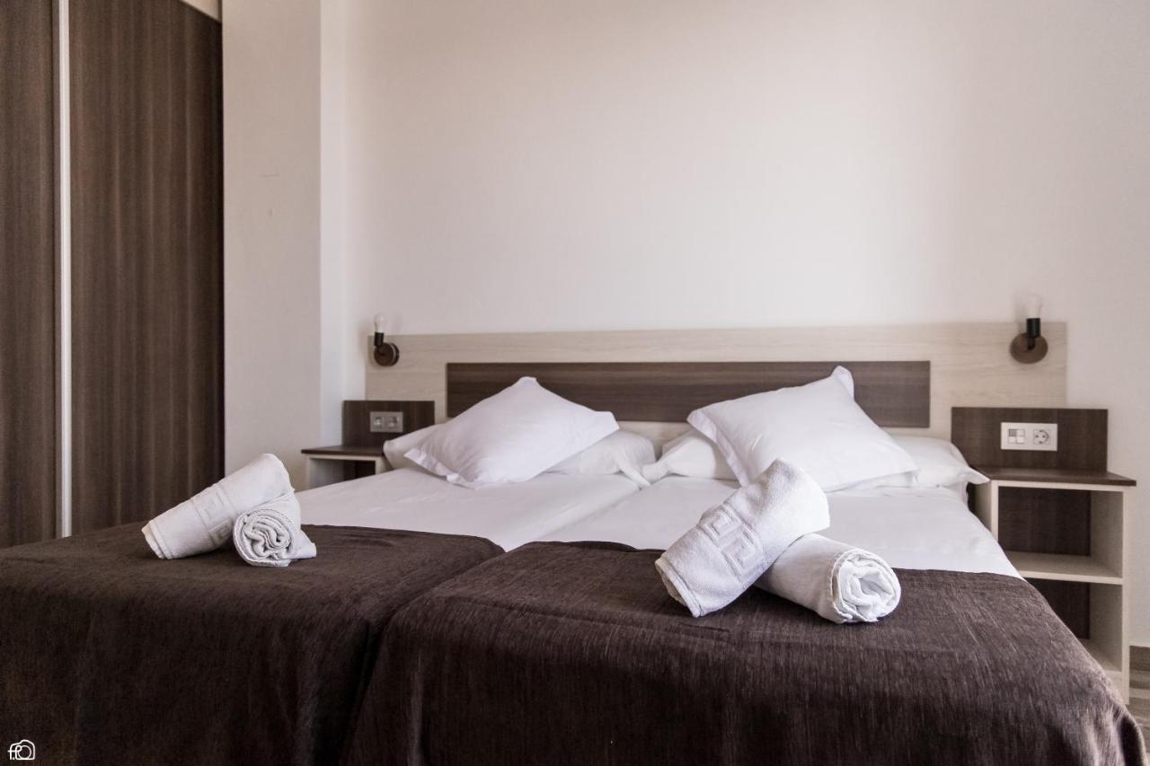 Meson Hostal La Cabana Medellín エクステリア 写真