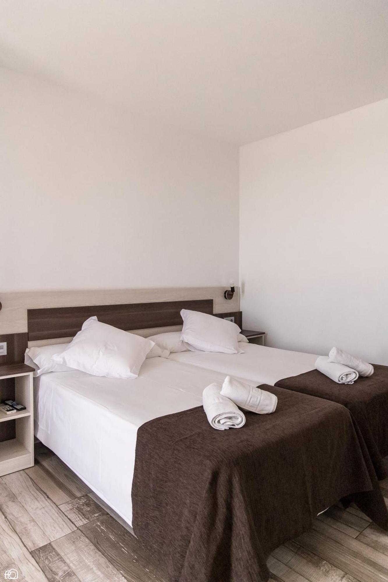 Meson Hostal La Cabana Medellín エクステリア 写真