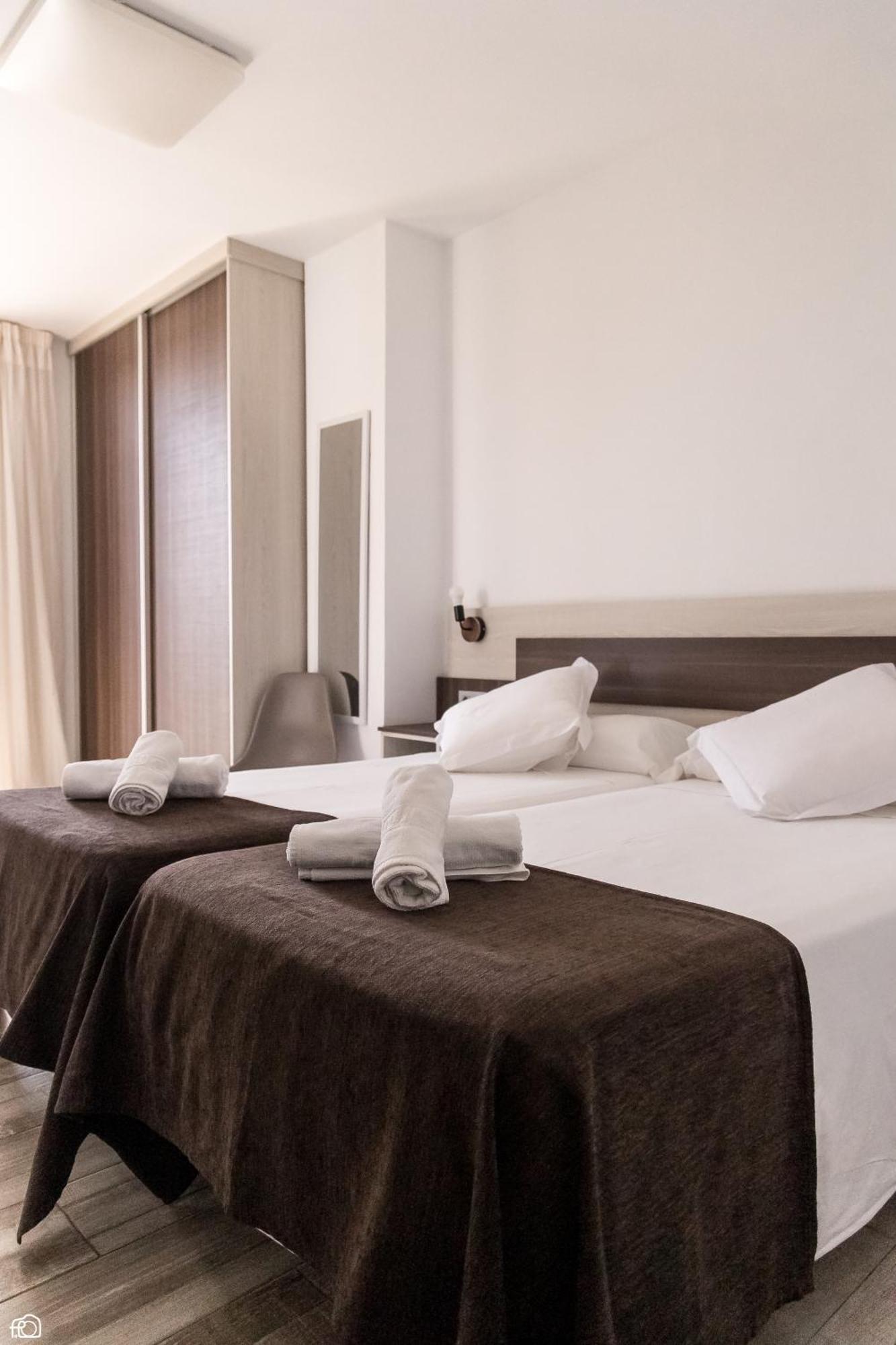 Meson Hostal La Cabana Medellín エクステリア 写真