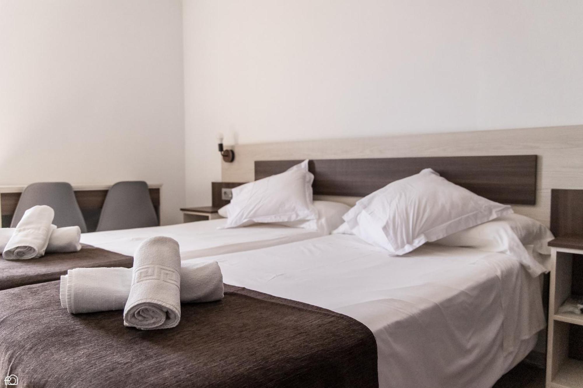 Meson Hostal La Cabana Medellín エクステリア 写真